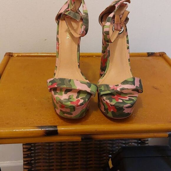 Liliana Shoes - Lilian high Heel Women Shoes Size 10